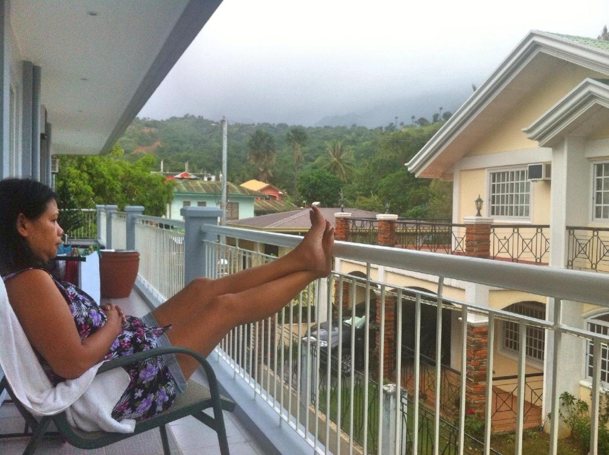 Victoria'S Bed & Breakfast Puerto Galera Exteriör bild
